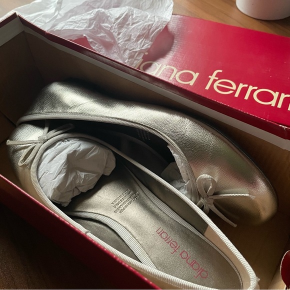 HOST PICK⭐️ Diana Ferrari Ballet Flats - Leather - Super Soft - Picture 11 of 11